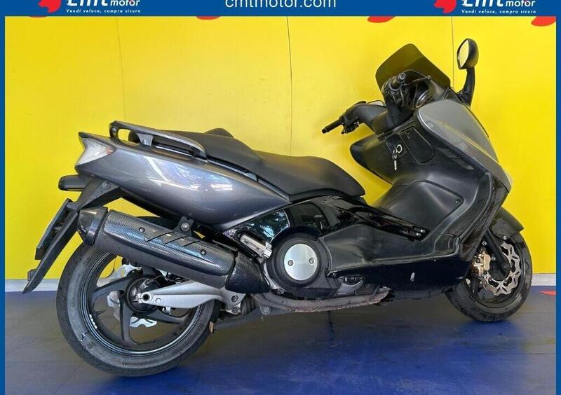 Yamaha T-Max 500 - CMTmotor