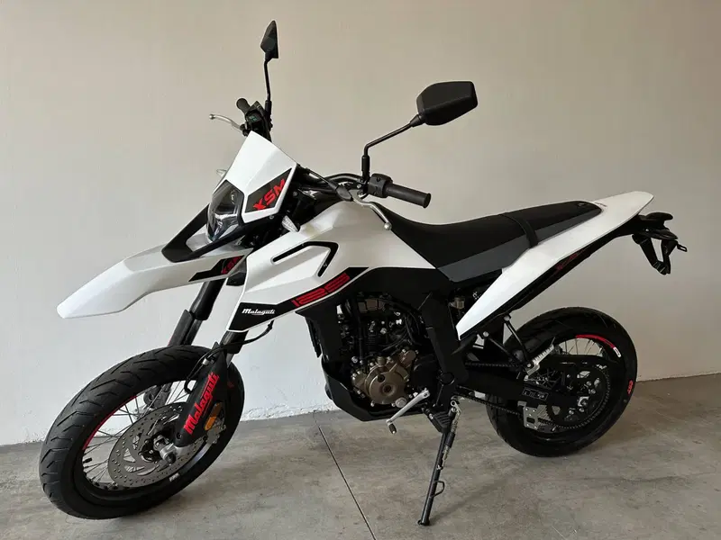 Malaguti XSM 125 (2021 - 26) (3)