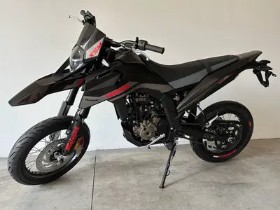 Malaguti XSM 125 (2021 - 26) nuova