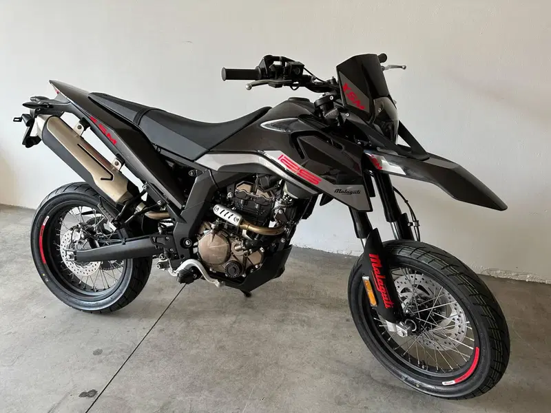 Malaguti XSM 125 (2021 - 26) (4)