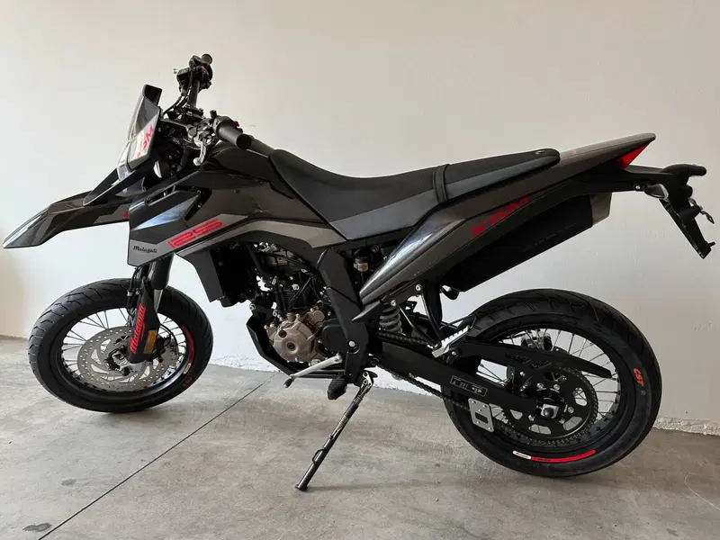 Malaguti XSM 125 (2021 - 26) (6)