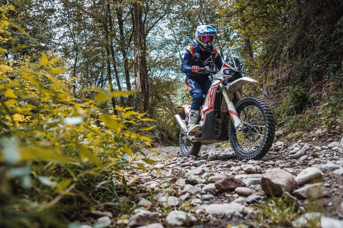 KOVE 450 Rally TEST ESCLUSIVO: è la DUAL che mancava! (8)
