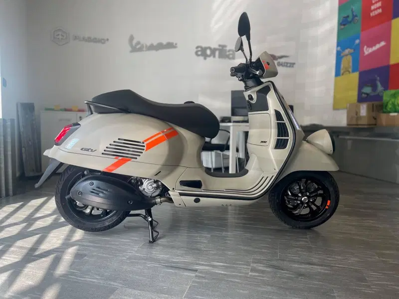 Vespa GTV 300 Hpe (2023 - 25)