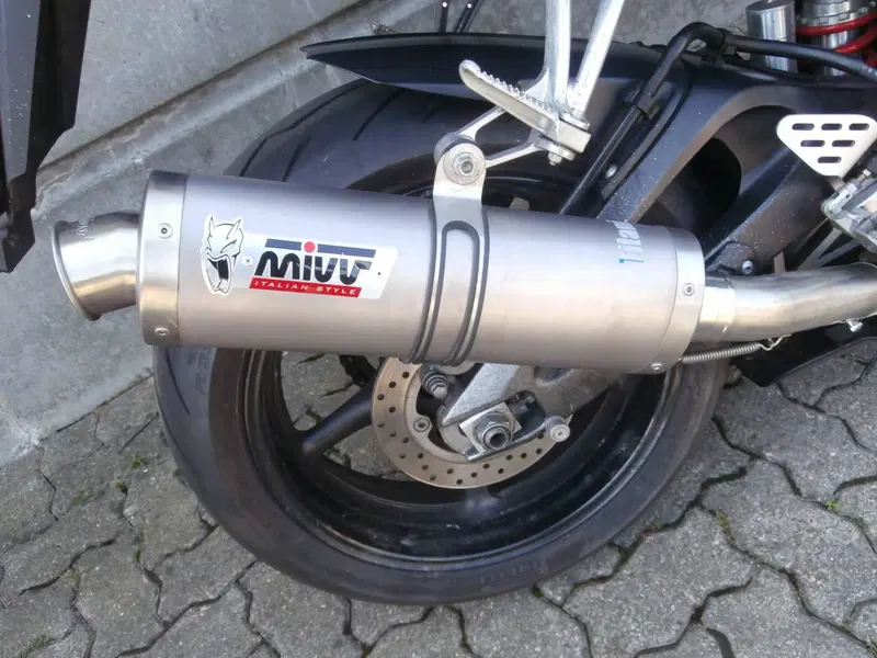 Yamaha YZF R6 (2005) (12)