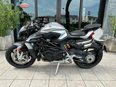 MV Agusta Brutale 1000 RS (2022 - 26) usata