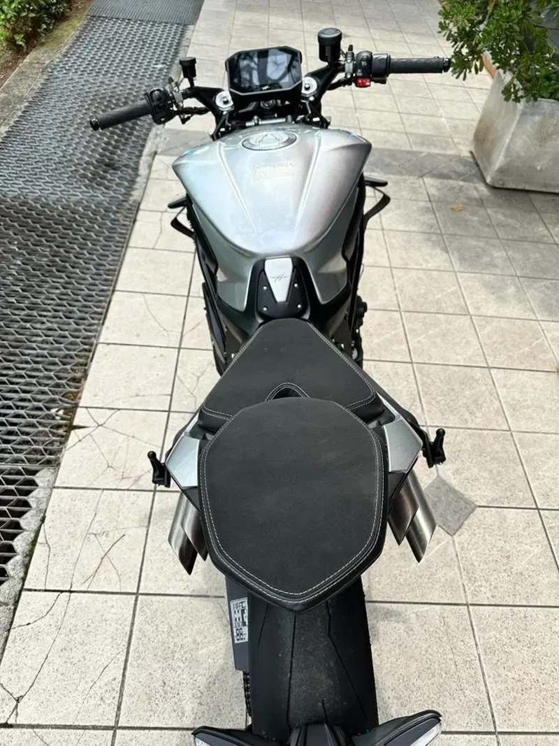 MV Agusta Brutale 1000 RS (2022 - 26) (4)