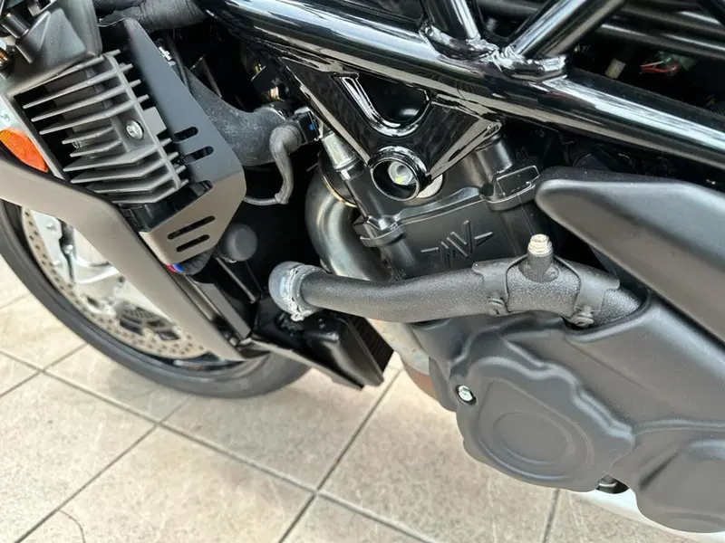 MV Agusta Brutale 1000 RS (2022 - 26) (10)