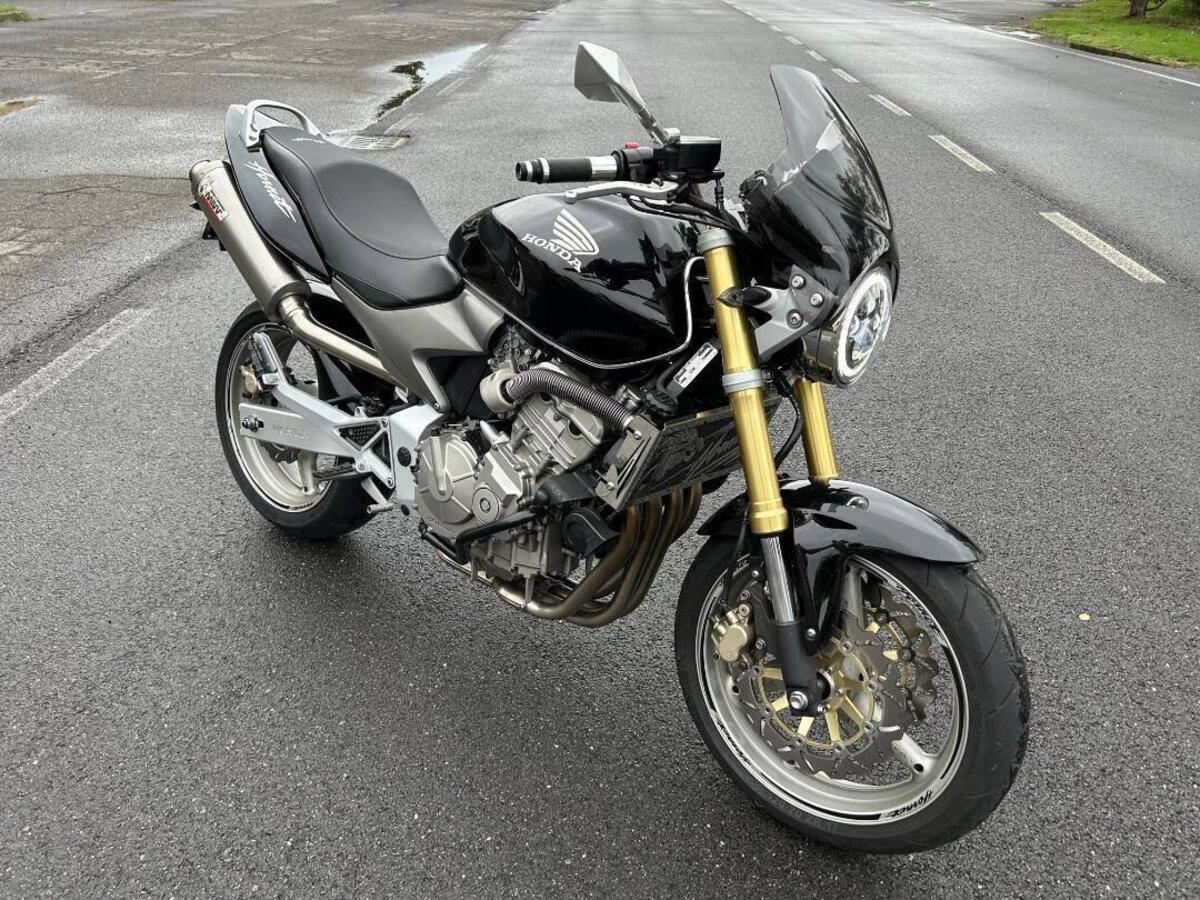 Honda Hornet 600 usata disponibile a ME