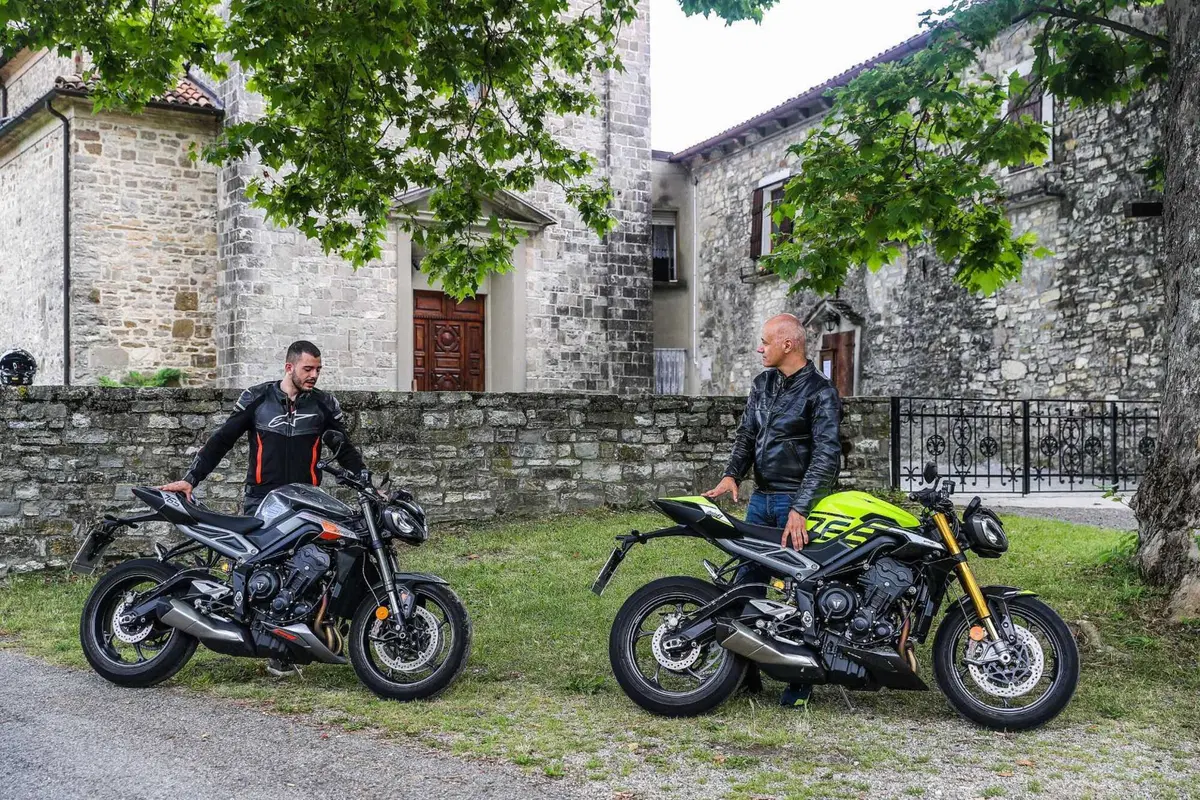 Triumph Street Triple RS vs Street Triple Moto2 Edition: la scelta si fa difficile (97)