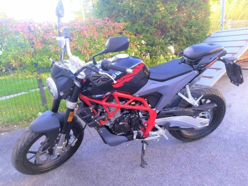 Swm Varez 125 (2022 - 23)