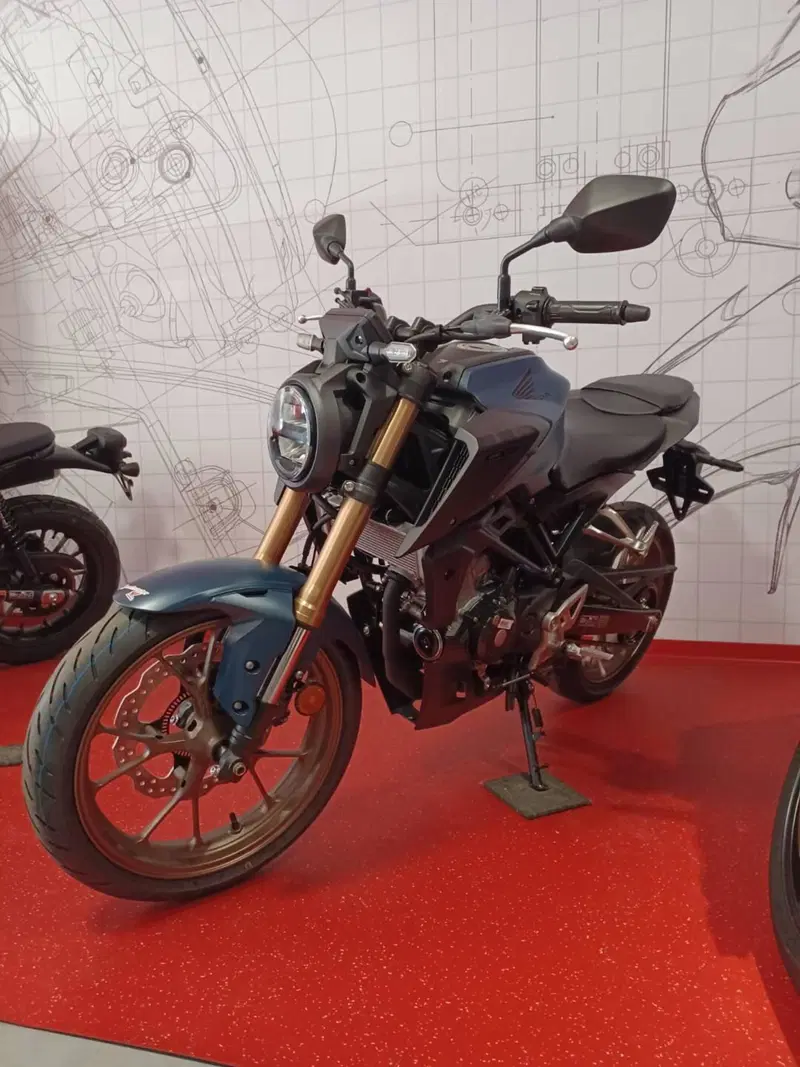 Honda CB 125 R (2024 - 26)