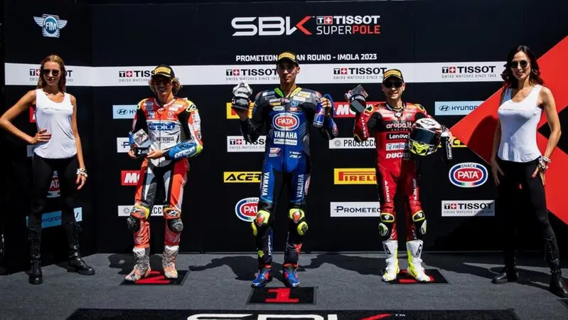 SBK 2023. GP d'Italia. Toprak Razgatlioglu conquista la Superpole a Imola