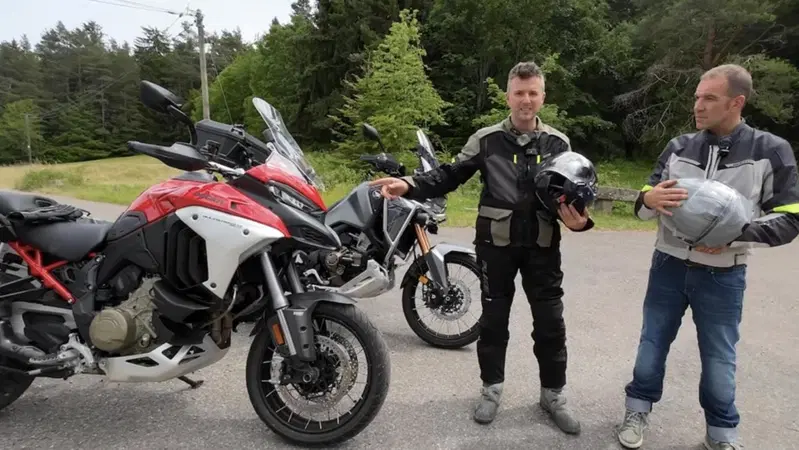 Fare turismo con un casco jet &egrave; possibile? HJC RPHA 31, la prova [VIDEO]