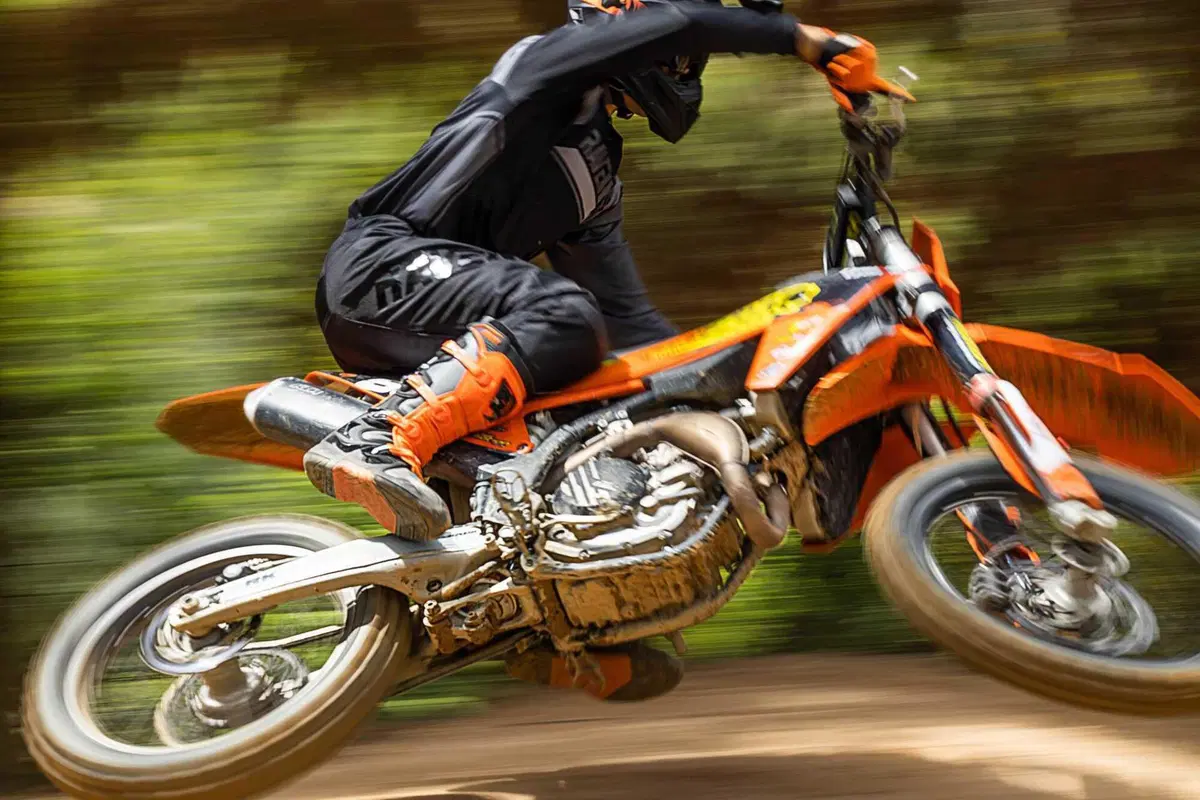 Nuova collezione maglie e pantaloni da cross enduro Raven 2023 (3)