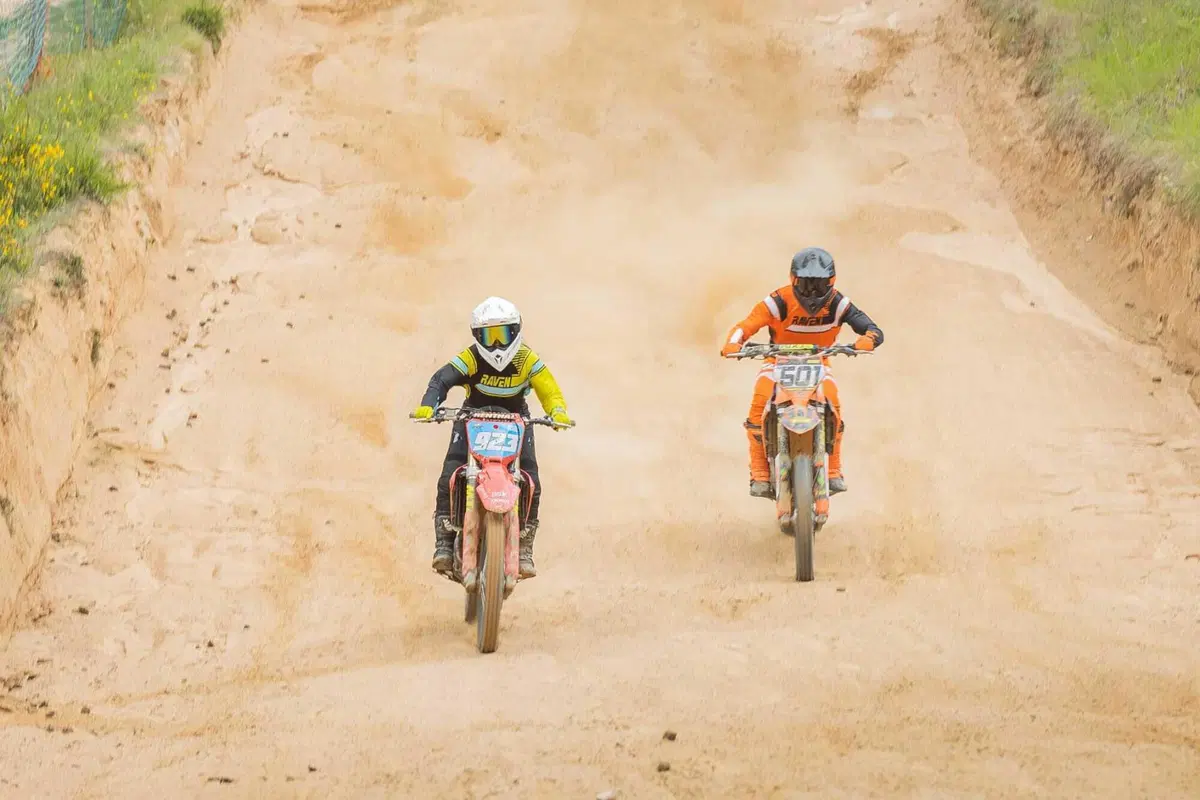 Nuova collezione maglie e pantaloni da cross enduro Raven 2023 (4)