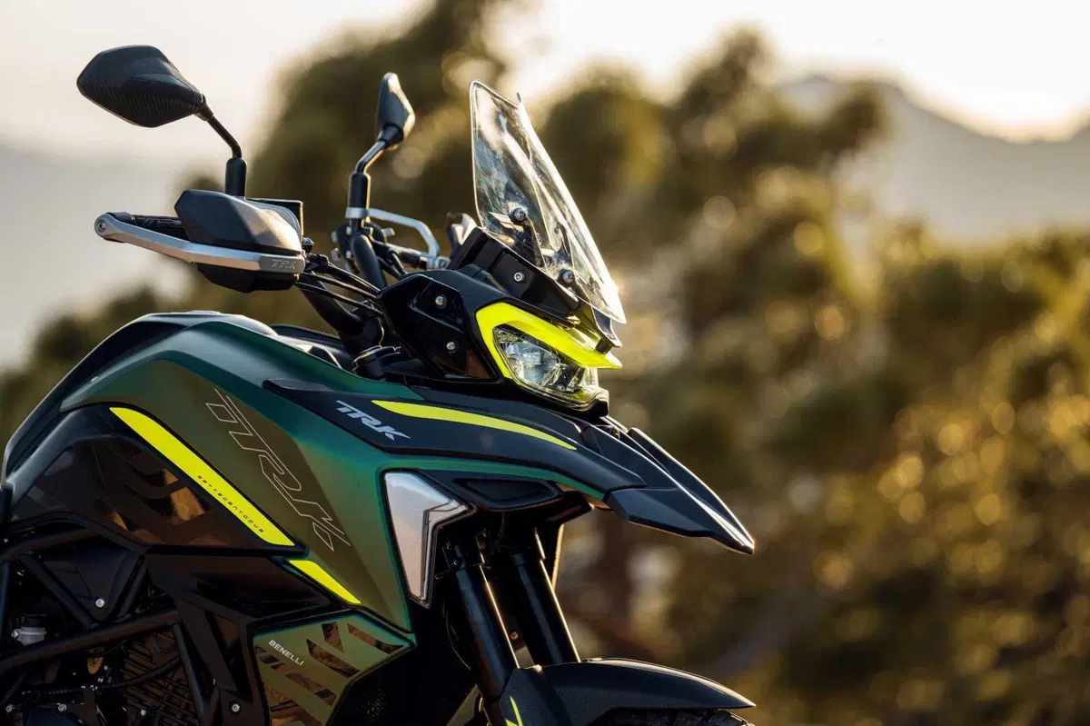 Benelli TRK 702 e 702X, arrivano sul mercato! Prezzo e gallery (17)
