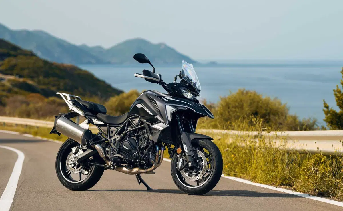 Benelli TRK 702 e 702X, arrivano sul mercato! Prezzo e gallery (39)