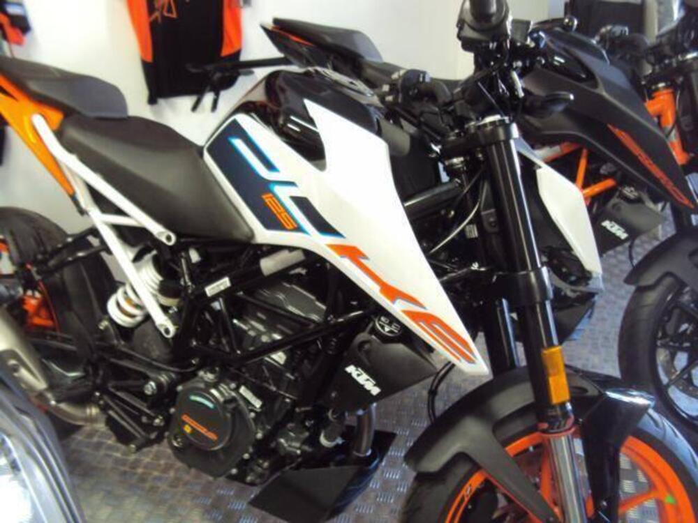 KTM 125 Duke (2021 - 23)