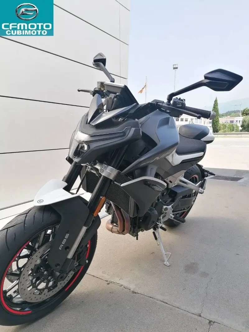 CFMOTO 800NK Advanced (2023 - 26) (3)