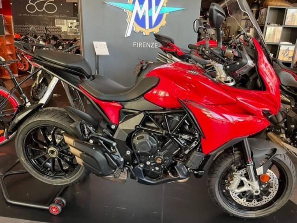 MV Agusta Turismo Veloce 800 Rosso (2021 - 23) (2)