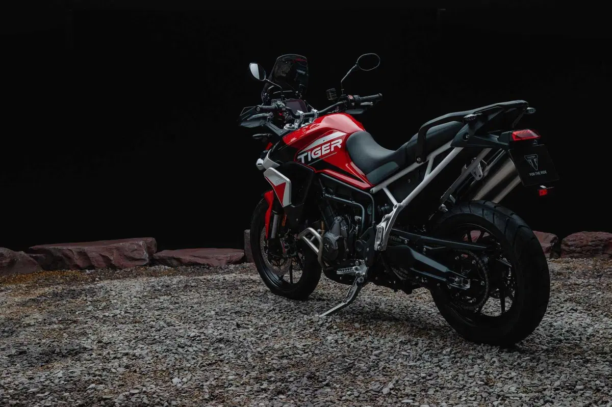 Triumph Tiger 900 Rally Aragón e Tiger 900 GT Aragón: solo per il 2023! (12)