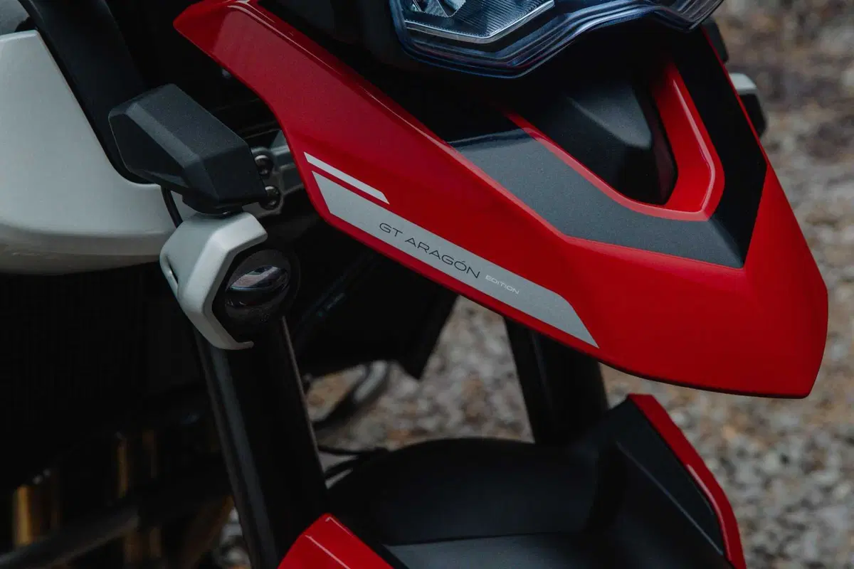 Triumph Tiger 900 Rally Aragón e Tiger 900 GT Aragón: solo per il 2023! (15)