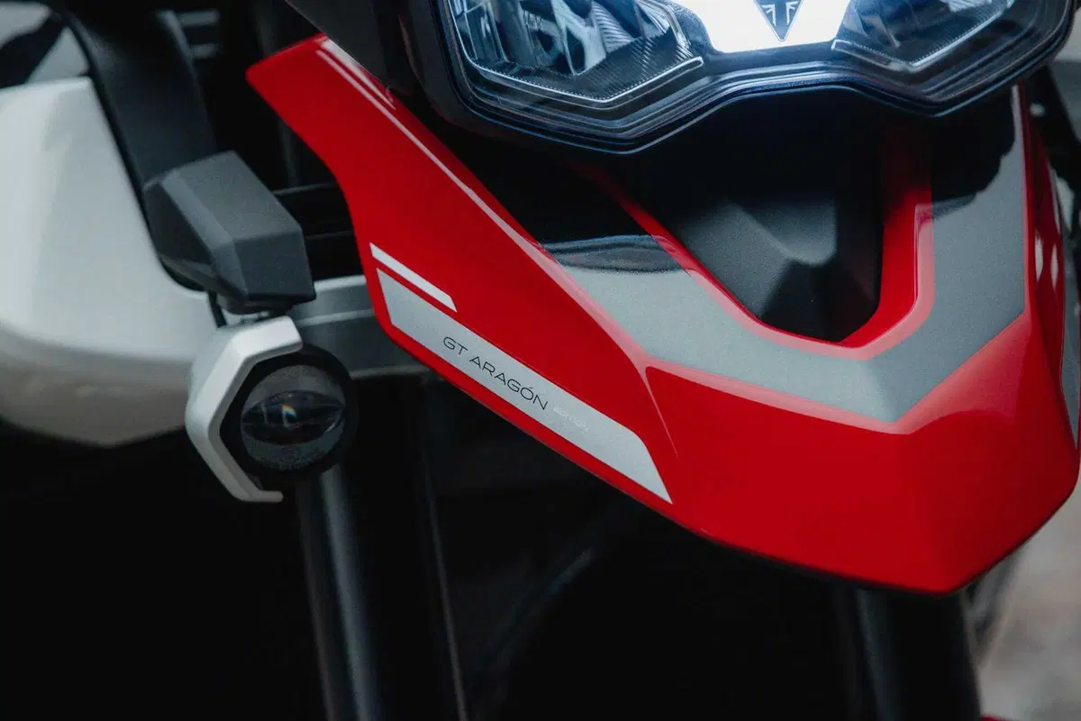 Triumph Tiger 900 Rally Aragón e Tiger 900 GT Aragón: solo per il 2023! (17)
