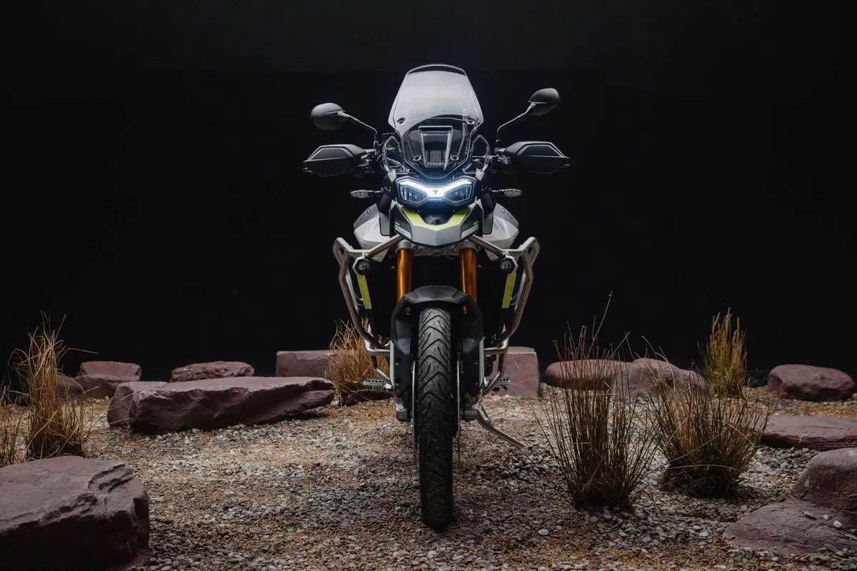 Triumph Tiger 900 Rally Aragón e Tiger 900 GT Aragón: solo per il 2023! (14)