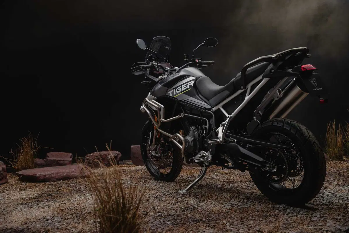 Triumph Tiger 900 Rally Aragón e Tiger 900 GT Aragón: solo per il 2023! (19)
