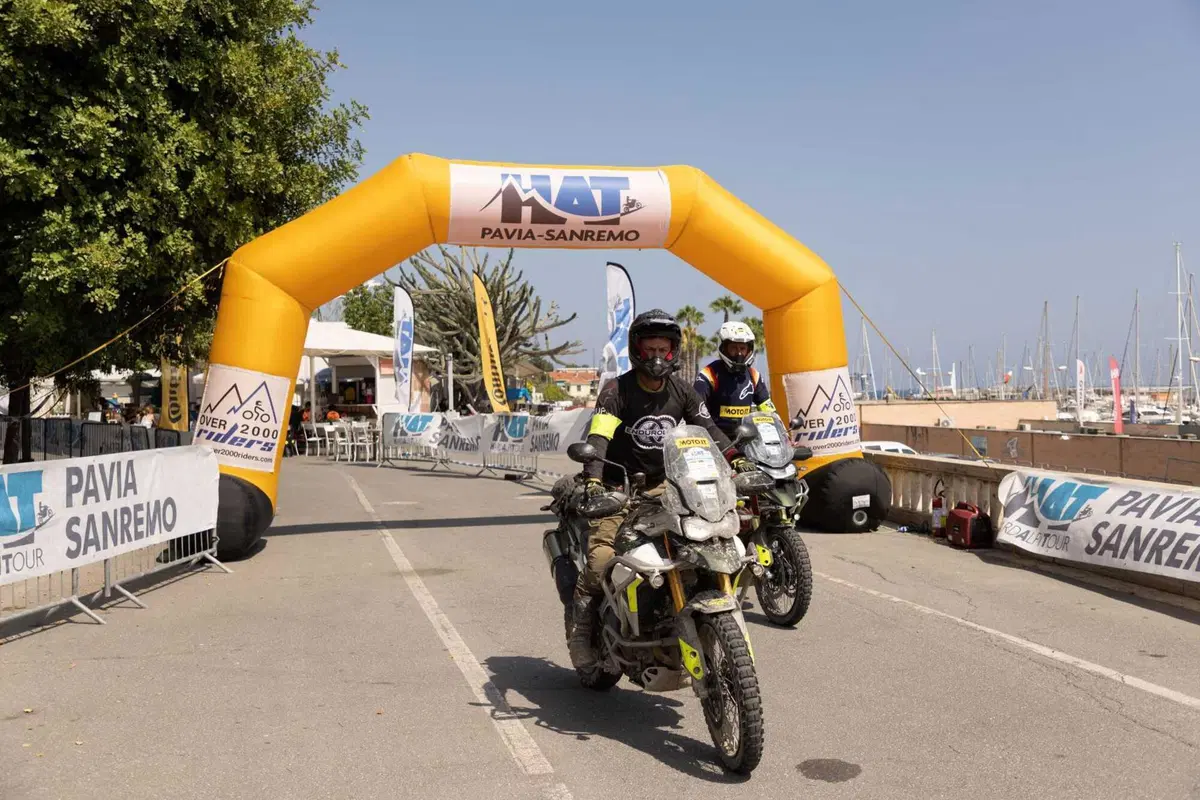 HAT Pavia Sanremo 2023: 220 moto per 500 km di bellezza (2)