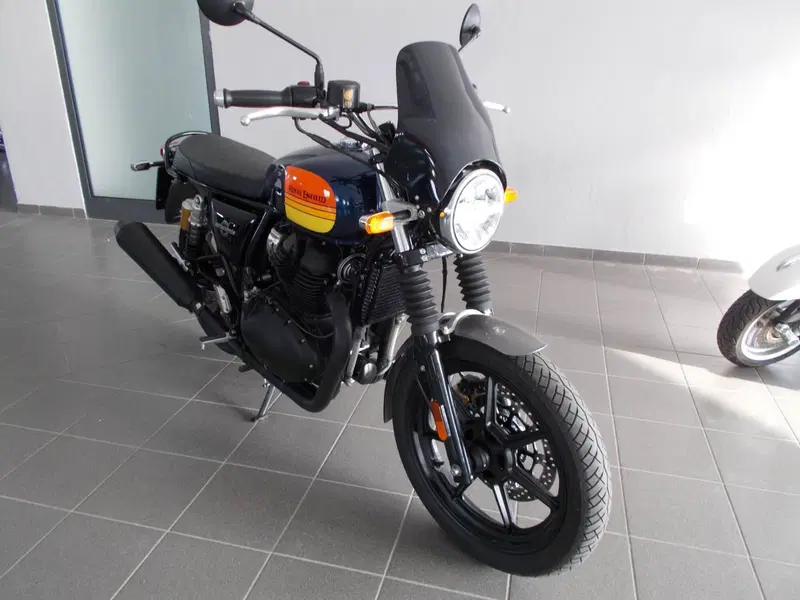 Royal Enfield Interceptor 650 (2021 - 26) (3)