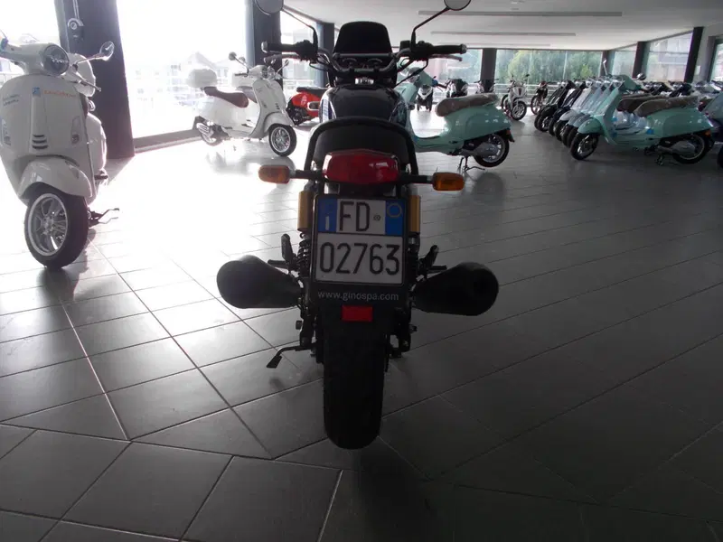 Royal Enfield Interceptor 650 (2021 - 26) (6)