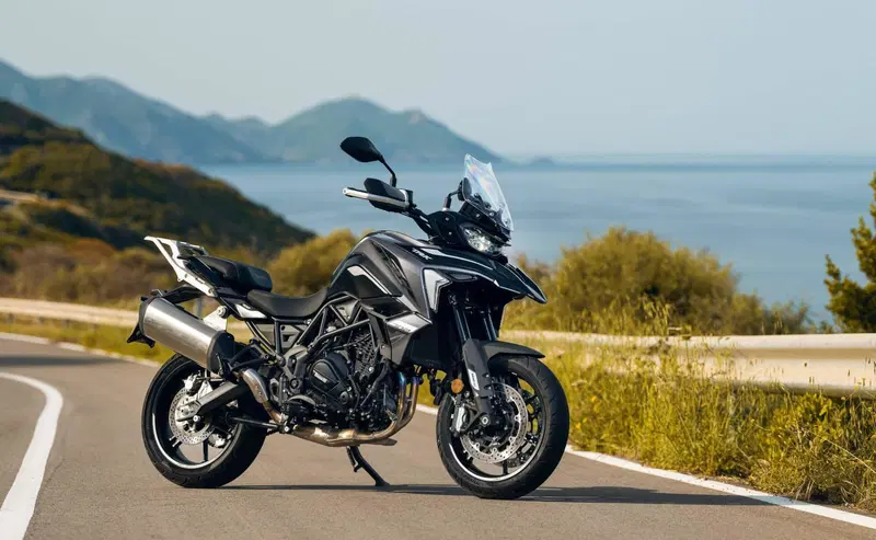 Benelli TRK 702 (2023 - 25) (2)