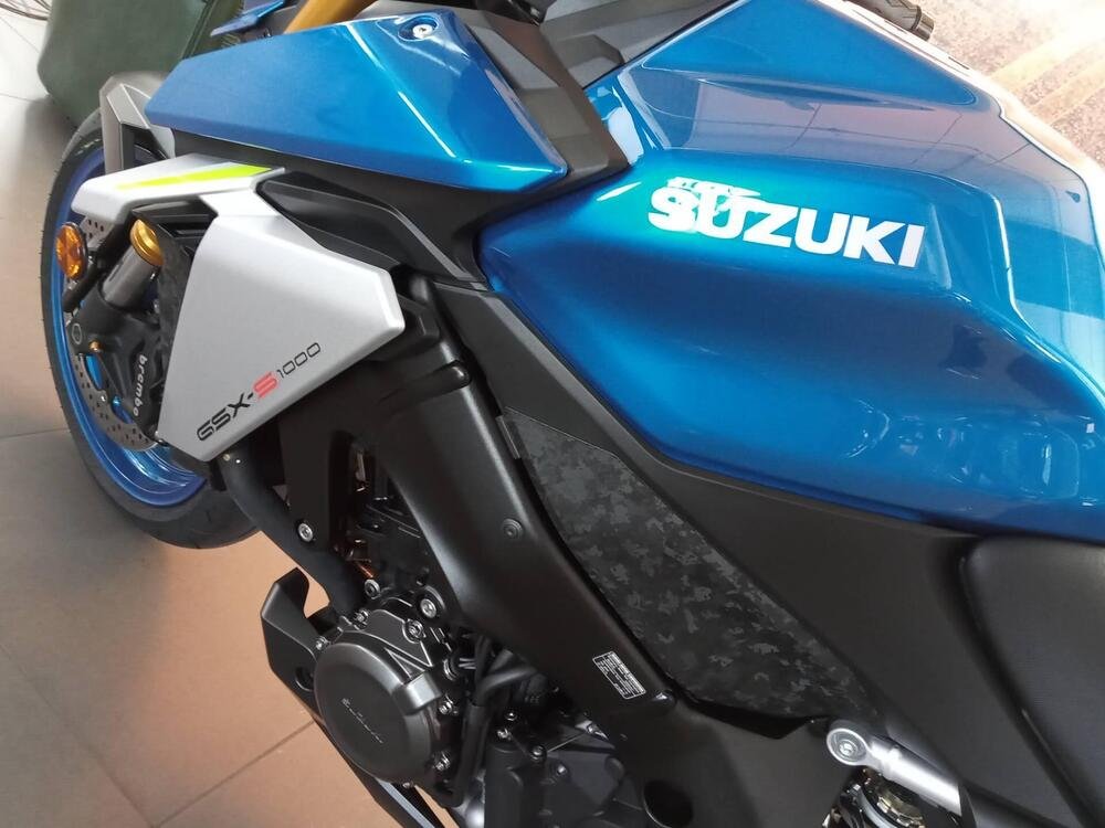 Suzuki GSX-S1000 (2021 - 24) (5)