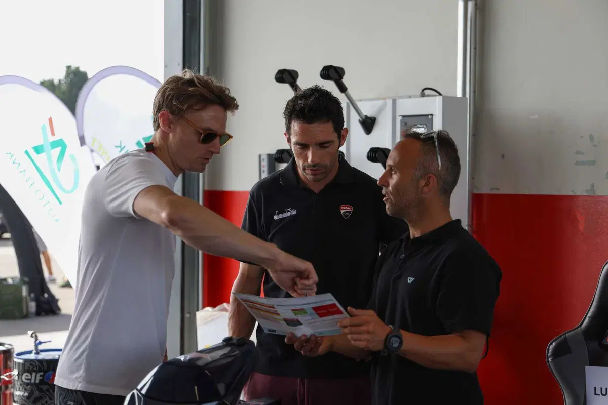 ProDay 2023: che esperienza a Misano con Jorge Lorenzo, Capirossi, Pirro e molti altri piloti! [VIDEO]  (14)