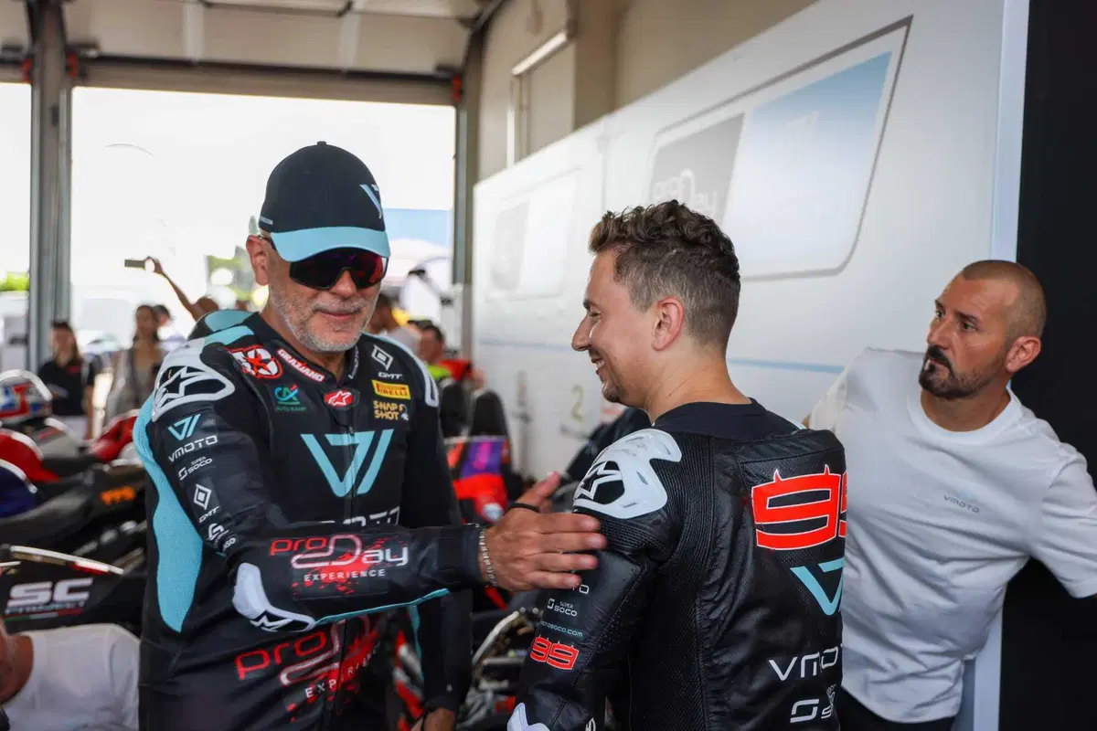 ProDay 2023: che esperienza a Misano con Jorge Lorenzo, Capirossi, Pirro e molti altri piloti! [VIDEO]  (23)