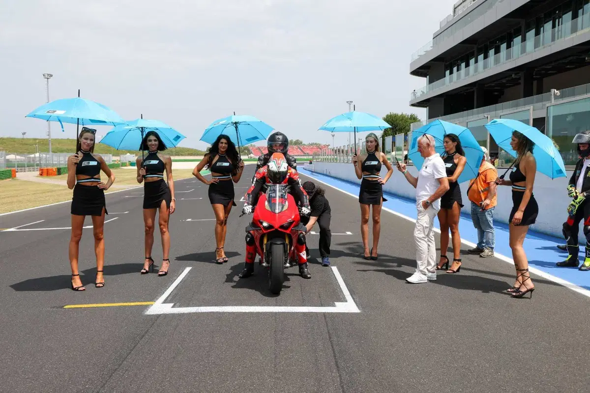 ProDay 2023: che esperienza a Misano con Jorge Lorenzo, Capirossi, Pirro e molti altri piloti! [VIDEO]  (60)