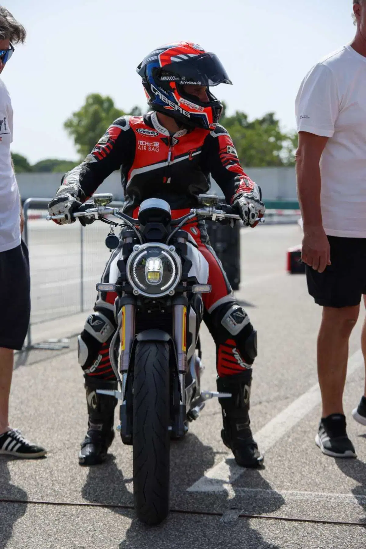 ProDay 2023: che esperienza a Misano con Jorge Lorenzo, Capirossi, Pirro e molti altri piloti! [VIDEO]  (85)
