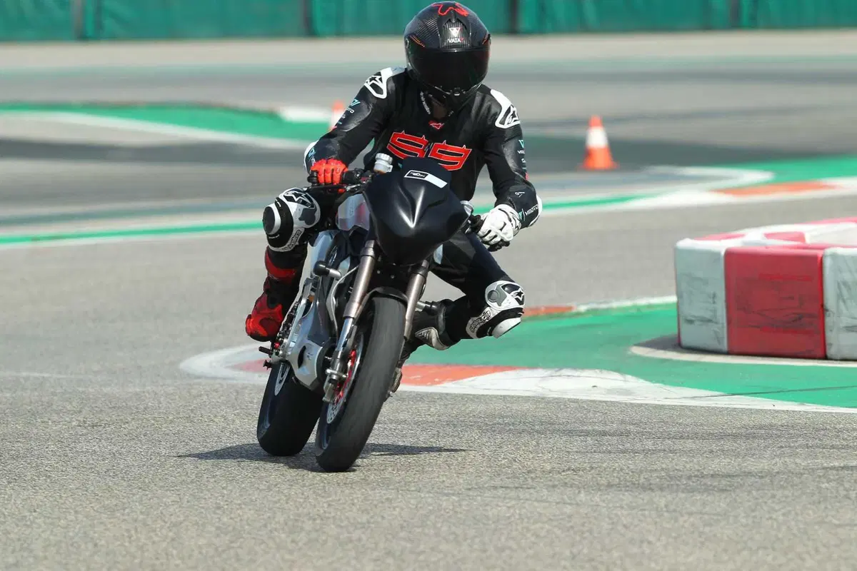 ProDay 2023: che esperienza a Misano con Jorge Lorenzo, Capirossi, Pirro e molti altri piloti! [VIDEO]  (94)