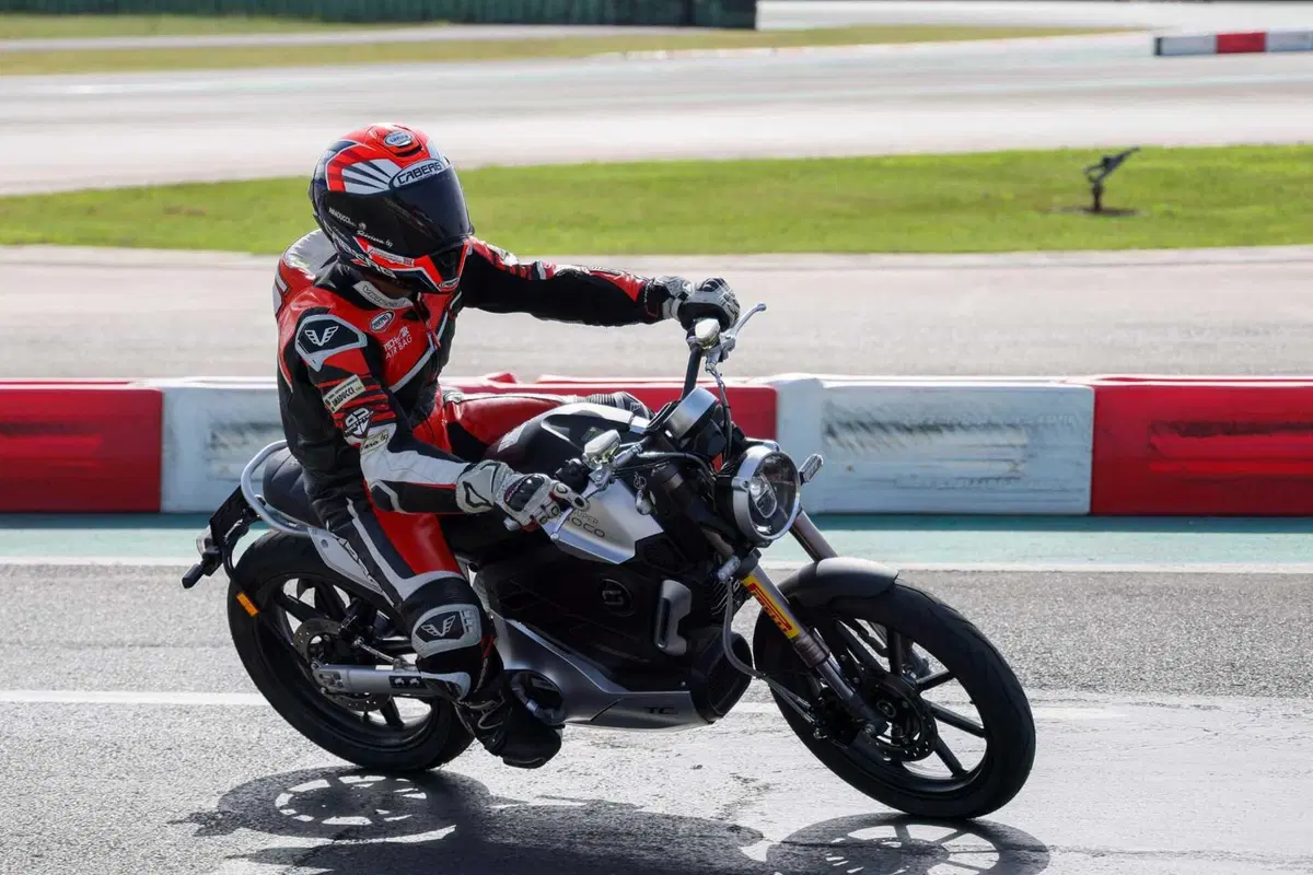 ProDay 2023: che esperienza a Misano con Jorge Lorenzo, Capirossi, Pirro e molti altri piloti! [VIDEO]  (106)