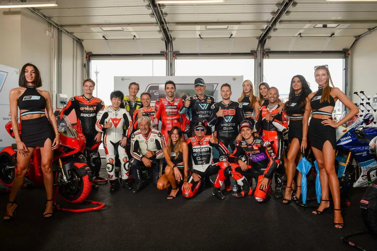 ProDay 2023: che esperienza a Misano con Jorge Lorenzo, Capirossi, Pirro e molti altri piloti! [VIDEO]  (158)