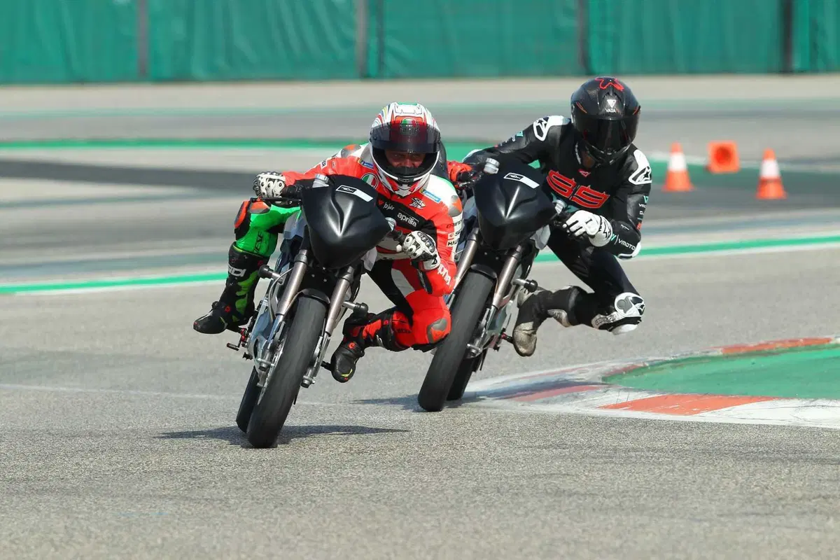 ProDay 2023: che esperienza a Misano con Jorge Lorenzo, Capirossi, Pirro e molti altri piloti! [VIDEO]  (181)