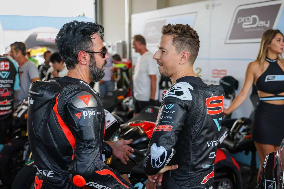 ProDay 2023: che esperienza a Misano con Jorge Lorenzo, Capirossi, Pirro e molti altri piloti! [VIDEO]  (219)