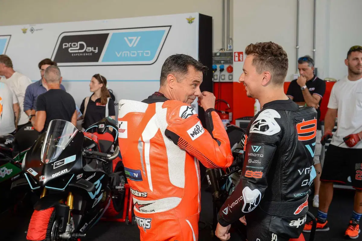 ProDay 2023: che esperienza a Misano con Jorge Lorenzo, Capirossi, Pirro e molti altri piloti! [VIDEO]  (223)