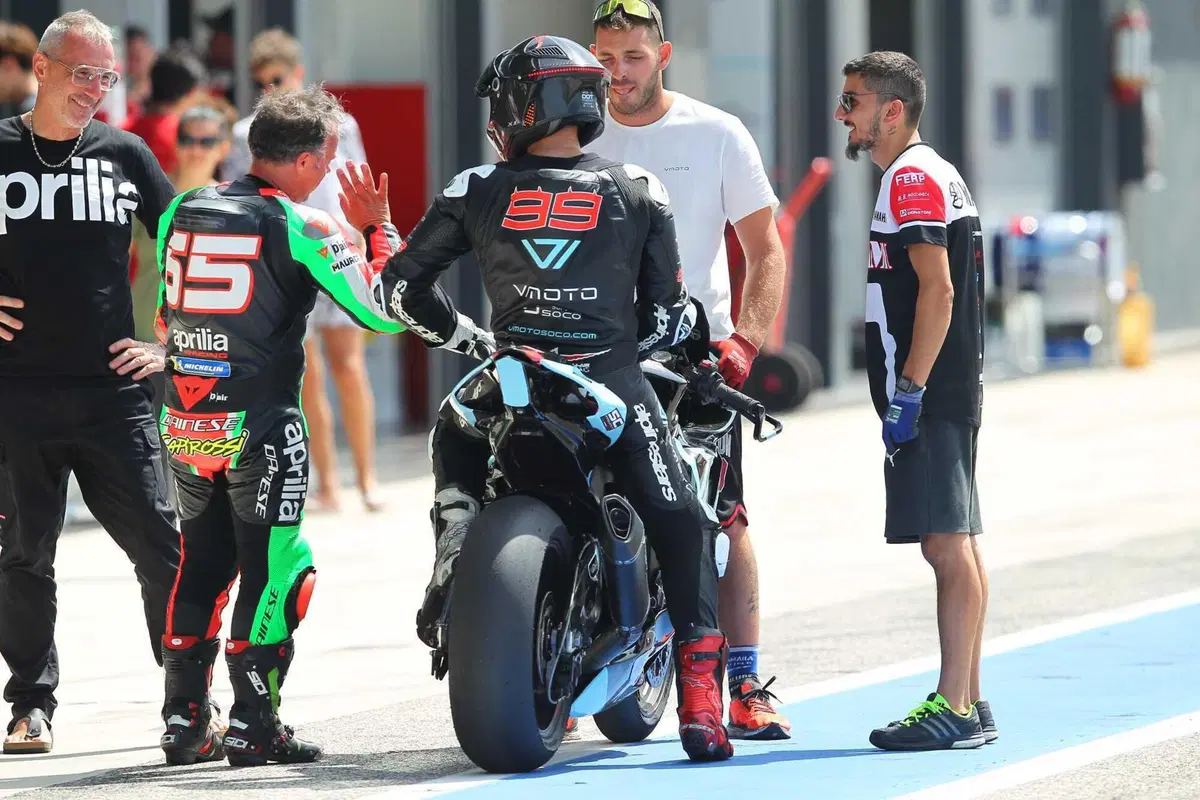 ProDay 2023: che esperienza a Misano con Jorge Lorenzo, Capirossi, Pirro e molti altri piloti! [VIDEO]  (252)