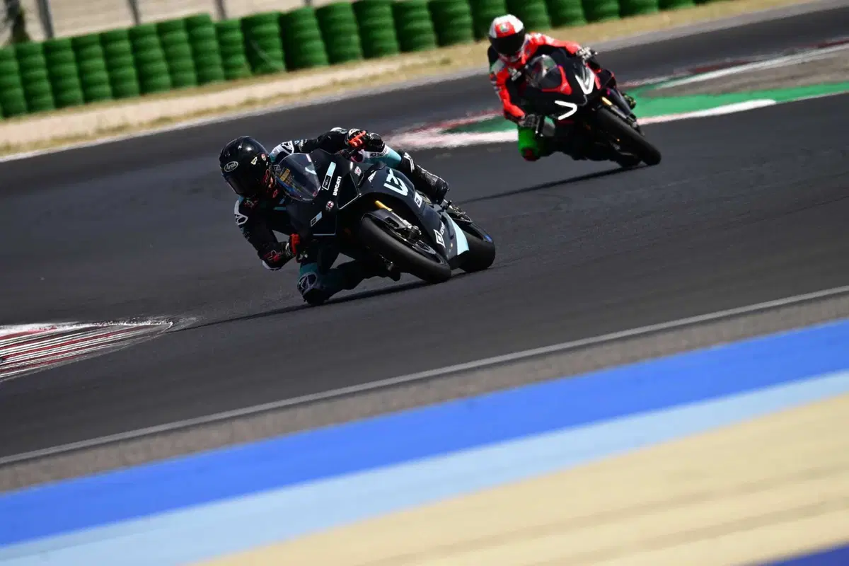 ProDay 2023: che esperienza a Misano con Jorge Lorenzo, Capirossi, Pirro e molti altri piloti! [VIDEO]  (317)