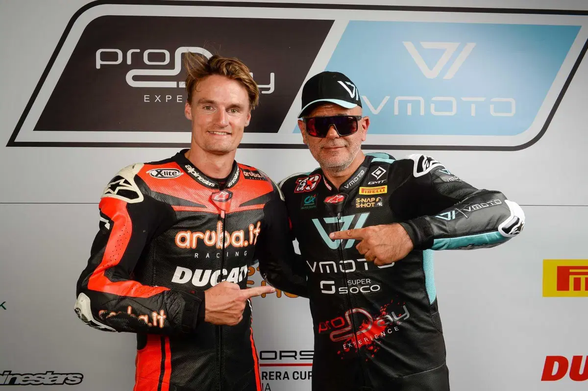 ProDay 2023: che esperienza a Misano con Jorge Lorenzo, Capirossi, Pirro e molti altri piloti! [VIDEO]  (325)