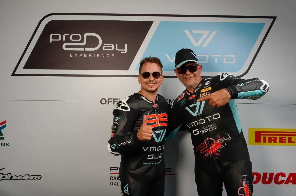 ProDay 2023: che esperienza a Misano con Jorge Lorenzo, Capirossi, Pirro e molti altri piloti! [VIDEO]  (333)