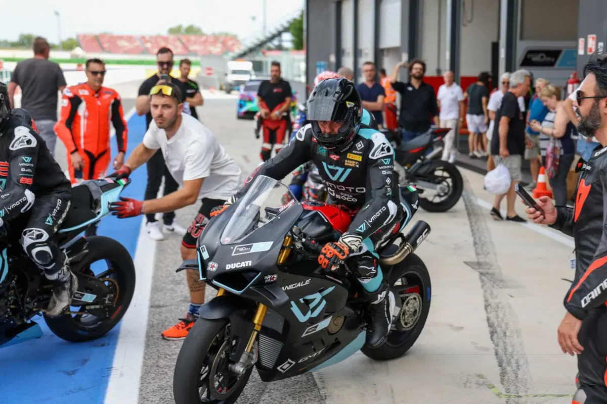 ProDay 2023: che esperienza a Misano con Jorge Lorenzo, Capirossi, Pirro e molti altri piloti! [VIDEO]  (345)