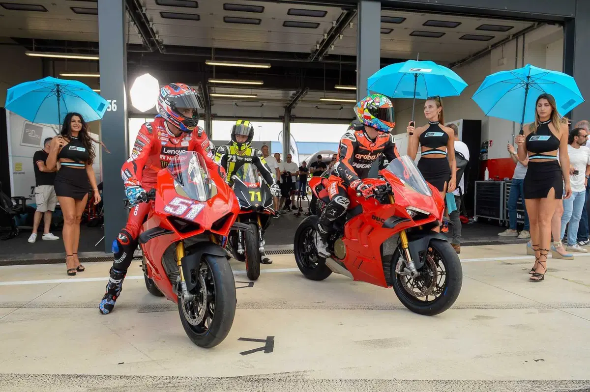 ProDay 2023: che esperienza a Misano con Jorge Lorenzo, Capirossi, Pirro e molti altri piloti! [VIDEO]  (386)
